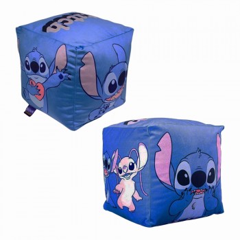 ALMOFADA FORMATO CUBO MODELO STITCH EM FIBRA REF: 10065207 ALMOFADA FORMATO CUBO MODELO STITCH EM FIBRA REF: 10065207