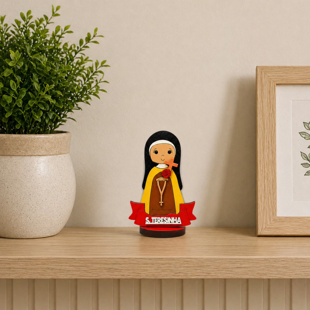 MINI ENFEITE DECORATIVO MODELO SANTA TERESINHA DE MADEIRA REF: 000165