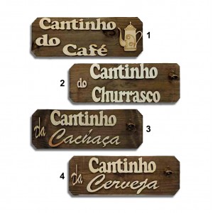 PLACA DECORATIVA MODELO CANTINHO DIVERSOS EM MADEIRA REF: 04143