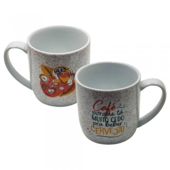 CANECA COM FRASE MODELO CAFÉ PORQUE TÁ MUITO CEDO... 360ML REF: 401174