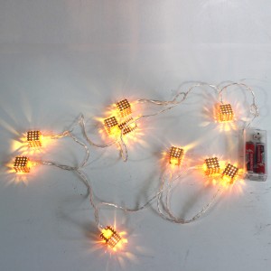 ENFEITE CUBO COM LED 