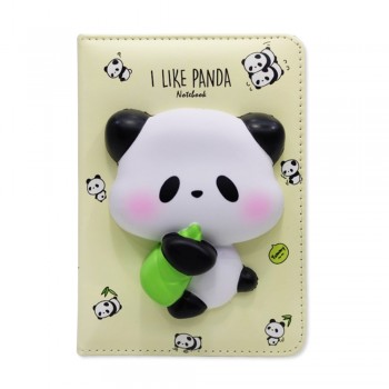 CADERNO COM CAPA SQUISHY MODELO PANDA COM 128 FOLHAS REF: APIG6037