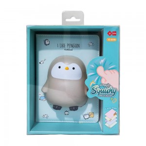 CADERNO COM CAPA SQUISHY MODELO PINGUIM COM 128 FOLHAS REF: APIG6048