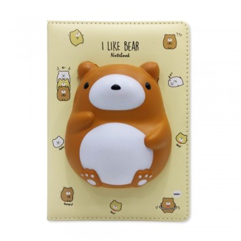 CADERNO COM CAPA SQUISHY MODELO URSO COM 128 FOLHAS REF: APIG6049