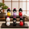ENFEITE DE KOKESHI DE MESA MODELO BONECAS REF: JP0317 ENFEITE DE KOKESHI DE MESA MODELO BONECAS REF: JP0317