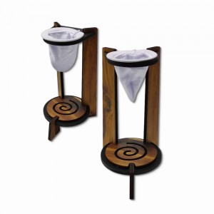 MARIQUINHA COADOR DE CAFÉ EM MADEIRA REF: 175 MARIQUINHA COADOR DE CAFÉ EM MADEIRA REF: 175