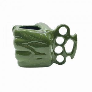 CANECA MODELO SOCO VERDE EM CERÂMICA 550ML REF: 000031