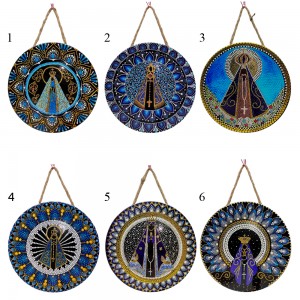 ENFEITE DE PORCELANA NOSSA SENHORA REF: MDECP-181