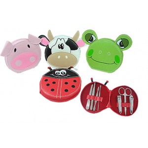 KIT MANICURE COM 7 PEÇAS EM METAL  REF: MS038