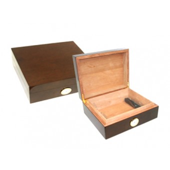CAIXA DE CHARUTO P/12 PÇS C/ HIGRÔMETRO E UMIDIFICADOR. TAM:28.5x25.5x14.5CM