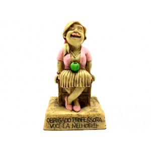 BONECO DE RESINA C/ FRASE. TAM:7.0x5.5x12.7CM