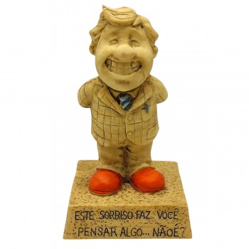 BONECO DE RESINA COM FRASE REF: NP212U