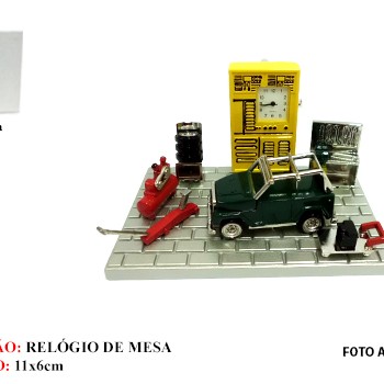 MECÂNICA EM MINIATURA C/ RELÓGIO. TAM: 11X7X6.5CM