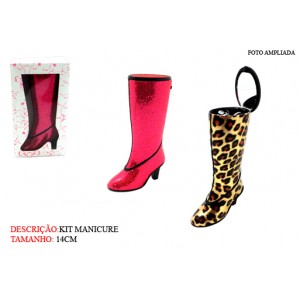 KIT MANICURE EM METAL. TAM:7.5x4x14.1