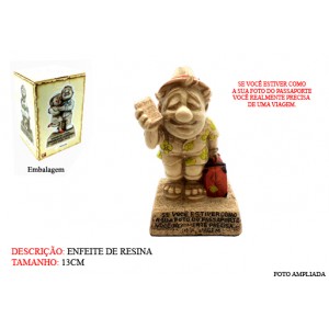 BONECO DE RESINA C/ FRASE. TAM:7.3x6.0x13.1cm