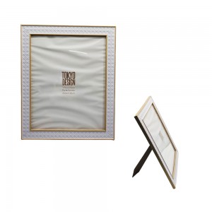 PORTA RETRATO DECORATIVO EM PLÁSTICO E MDF REF: FOT0140