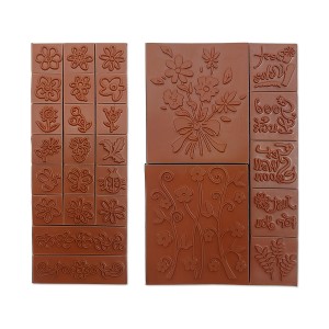 KIT COM 3 CARIMBOS EM MADEIRA MAGNÉTICA E 28 FORMAS REF: R22A1