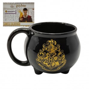 CANECA CALDEIRÃO MODELO BRASÃO HOGWARTS 500ML  REF: 10023664 CANECA CALDEIRÃO MODELO BRASÃO HOGWARTS 500ML  REF: 10023664