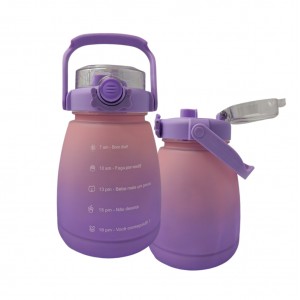 GARRAFA PLÁSTICA 1300ML COLORIDA  REF: GDR0579 GARRAFA PLÁSTICA 1300ML COLORIDA  REF: GDR0579