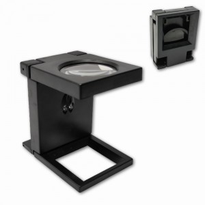 LUPA DOBRÁVEL DE MESA EM PLÁSTICO E VIDRO REF: MG14117