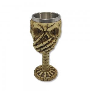 TAÇA MEDIEVAL MODELO CAVEIRA EM RESINA 150ML REF: 1603A TAÇA MEDIEVAL MODELO CAVEIRA EM RESINA 150ML REF: 1603A