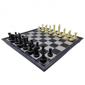 JOGO DE XADREZ EM PLÁSTICO COM IMÃ  REF: 3810B