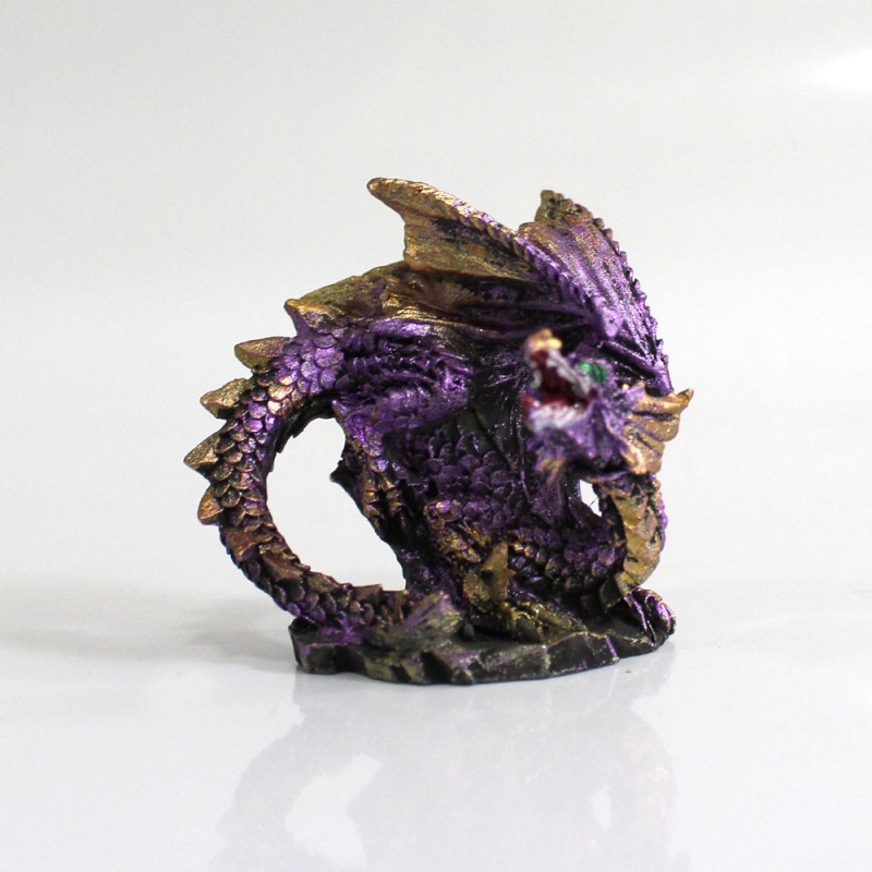 DRAGÃO COM CASTELO DECORATIVO EM RESINA REF: PW170027 DRAGÃO COM CASTELO DECORATIVO EM RESINA REF: PW170027