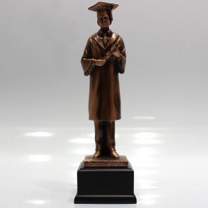 ENFEITE DECORATIVO EM RESINA 