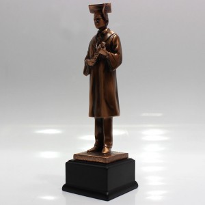 ENFEITE DECORATIVO EM RESINA 