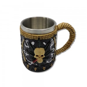 CANECA MEDIEVAL MODELO CAVEIRA EM RESINA 450ML REF: 689B
