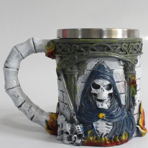 CANECA CAVEIRA COM ALCA 450ML