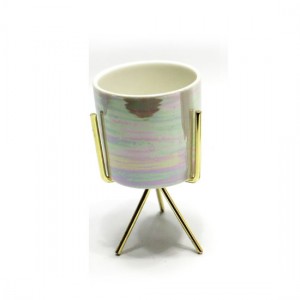 VASO DECORATIVO EM CERAMICA C/SUPORTE METAL DOURADO VASO DECORATIVO EM CERAMICA C/SUPORTE METAL DOURADO