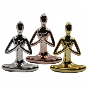 ENFEITE MODELO YOGA EM CERÂMICA  REF: AP4219-3C