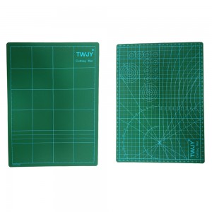 BASE EM PLAST.PVC BORRACHA 45X30CM VERDE