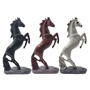 ENFEITE DECORATIVO MODELO CAVALO EM RESINA  REF: AP2404