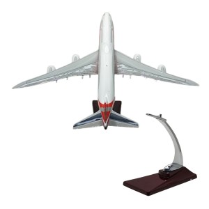ENFEITE DECORATIVO MODELO AVIÃO BOEING 747-8 REF: AP7478-G