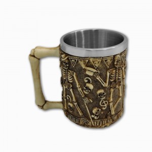 CANECA MEDIEVAL MODELO ESQUELETOS EM RESINA E INOX 400ML  REF: 1194B CANECA MEDIEVAL MODELO ESQUELETOS EM RESINA E INOX 400ML  REF: 1194B