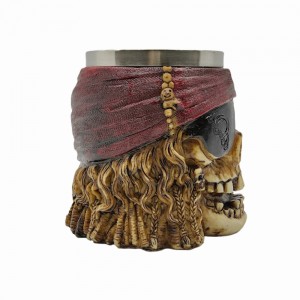 CANECA MEDIEVAL MODELO CAVEIRA PIRATA RESINA E INOX 400ML REF: 22013B CANECA MEDIEVAL MODELO CAVEIRA PIRATA RESINA E INOX 400ML REF: 22013B