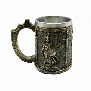 CANECA MEDIEVAL MODELO GUERREIRO EM RESINA 400ML REF: 22002B CANECA MEDIEVAL MODELO GUERREIRO EM RESINA 400ML REF: 22002B