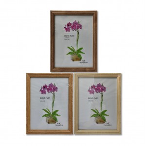 PORTA RETRATO DE MESA EM MADEIRA 15X20CM REF: AP6126-68