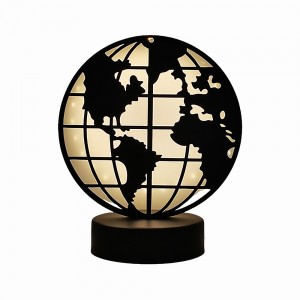 LUMINÁRIA DECORATIVA MODELO GLOBO TERRESTRE EM METAL REF: AP6-201 LUMINÁRIA DECORATIVA MODELO GLOBO TERRESTRE EM METAL REF: AP6-201