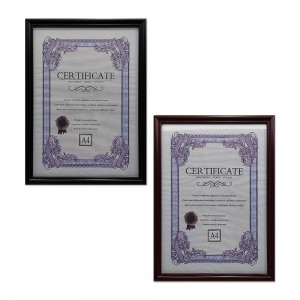 PORTA RETRATO DE MESA EM PLÁSTICO A4 REF: AP8315X-A4 PORTA RETRATO DE MESA EM PLÁSTICO A4 REF: AP8315X-A4