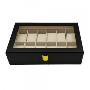 PORTA RELÓGIO NA COR PRETO FORRADO INTERNAMNETE COM ALMOFADAS E ESPONJAS EM MADEIRA REF: APW74