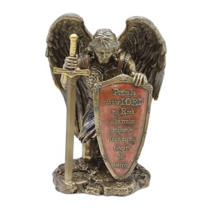 ENFEITE DE MESA MODELO ARCANJO MIGUEL EM RESINA PLÁSTICA REF: APWU76722A4