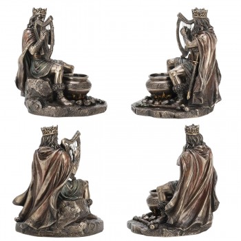 ENFEITE DE MESA MODELO DAGDA EM RESINA PLÁSTICA REF: APWU77770A4