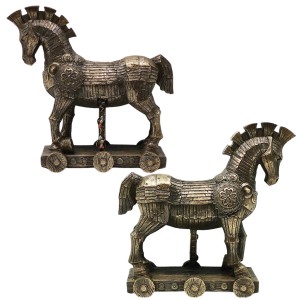 ENFEITE DE MESA MODELO CAVALO DE TRÓIA EM RESINA PLÁSTICA REF: APWU75720V4