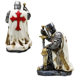 CAVALEIRO MEDIEVAL DE RESINA PLÁSTICA REF: APHN67