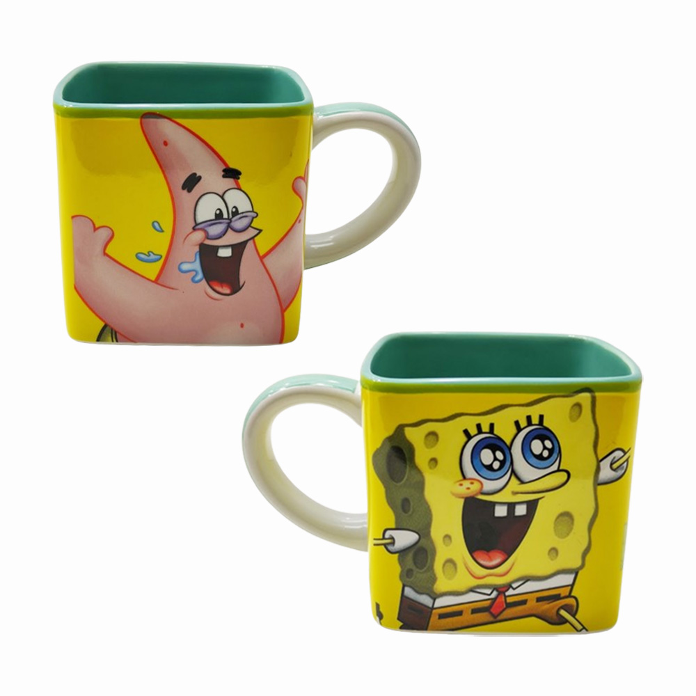 CANECA CUBO MODELO BOB ESPONJA EM CERÂMICA 300ML REF: 10025186