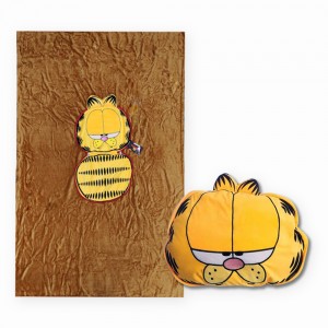ALMOFADA 2 EM 1 MANTA COM ZÍPER MODELO GARFIELD REF: 10065250 ALMOFADA 2 EM 1 MANTA COM ZÍPER MODELO GARFIELD REF: 10065250