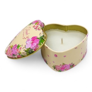 VELA DECORATIVA COM AROMA EM FORMATO DE CORAÇÃO REF: P-3324 VELA DECORATIVA COM AROMA EM FORMATO DE CORAÇÃO REF: P-3324